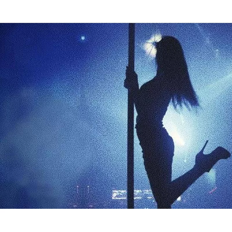 Lo que nadie te dice del baile erótico y por qué provoca erecciones inmediatas