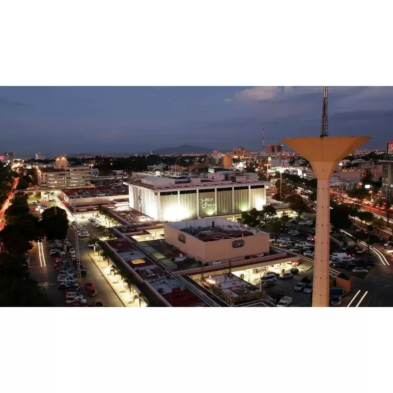 Ramiro cuenta el día que pago por sexo a un travesti en plaza del sol.